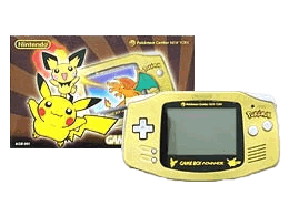 Dies ist ein spezieller goldener GBA im Design von Pichu und Pikachu.